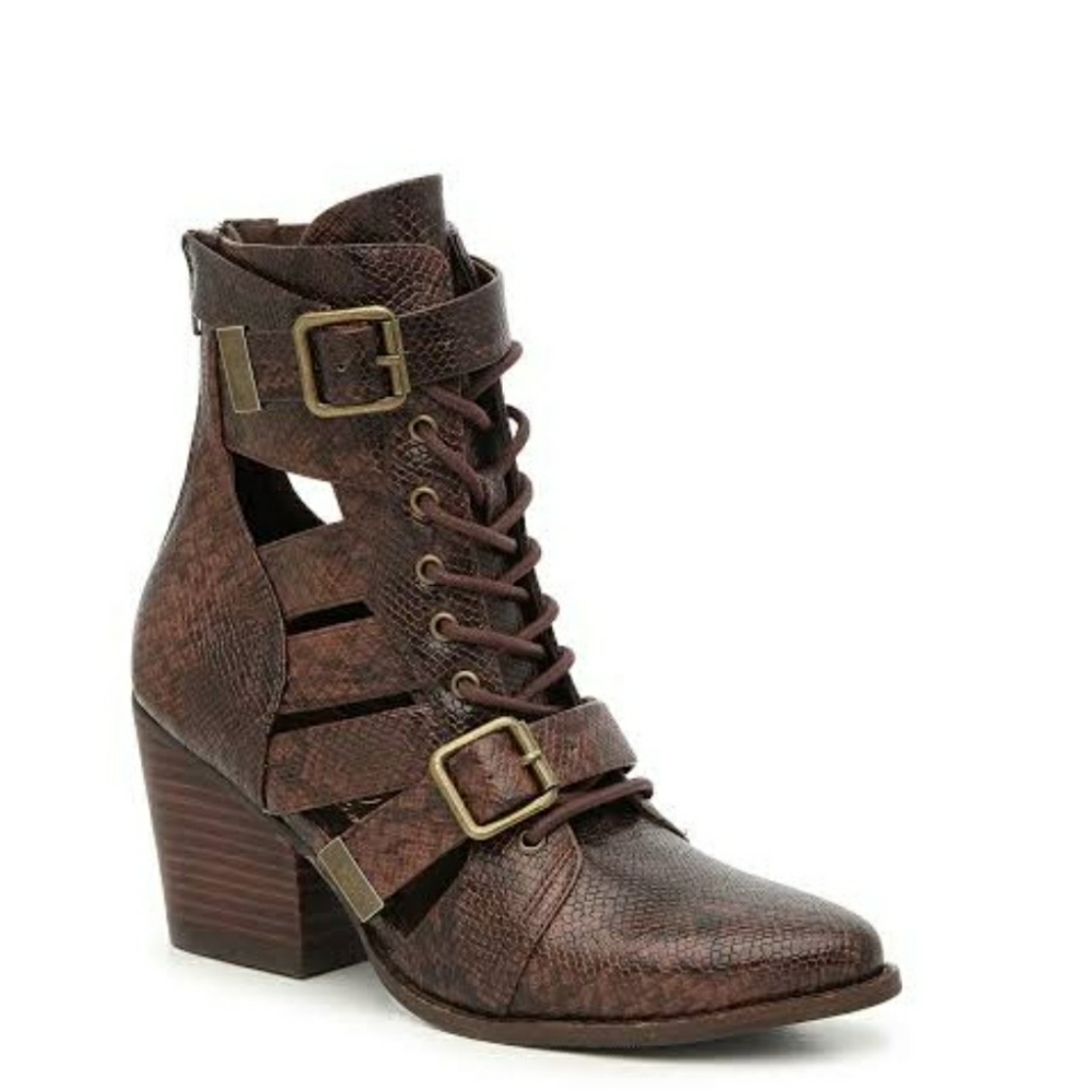 Coconuts by Matisse booties